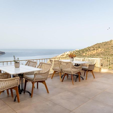 Akrolithi Guesthouse Karavostasi  Bagian luar foto