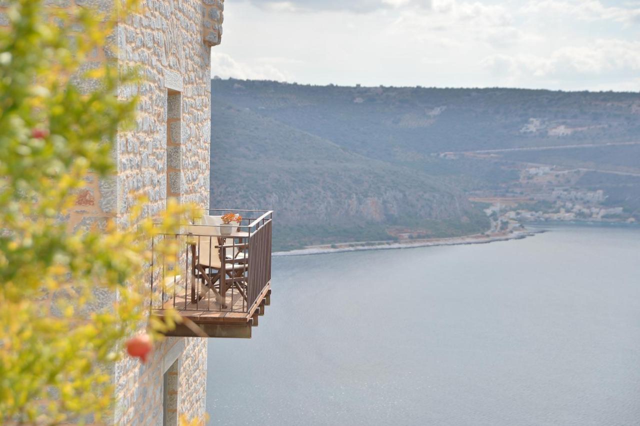 Akrolithi Guesthouse Karavostasi  Bagian luar foto