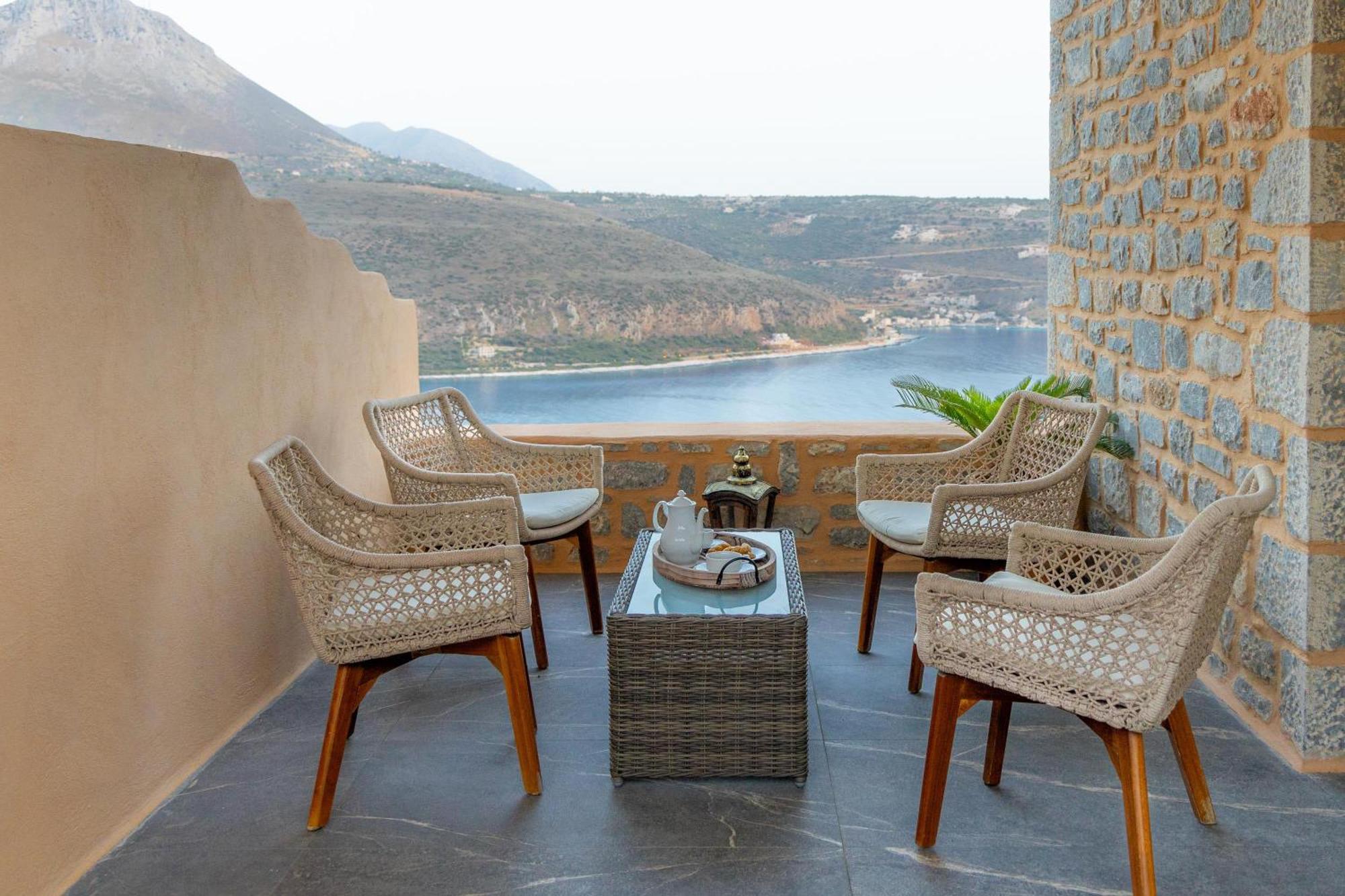 Akrolithi Guesthouse Karavostasi  Bagian luar foto