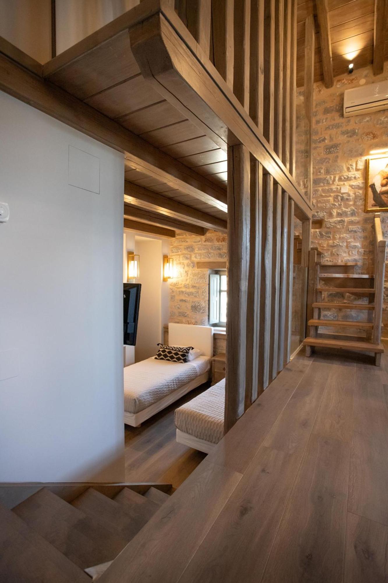 Akrolithi Guesthouse Karavostasi  Bagian luar foto
