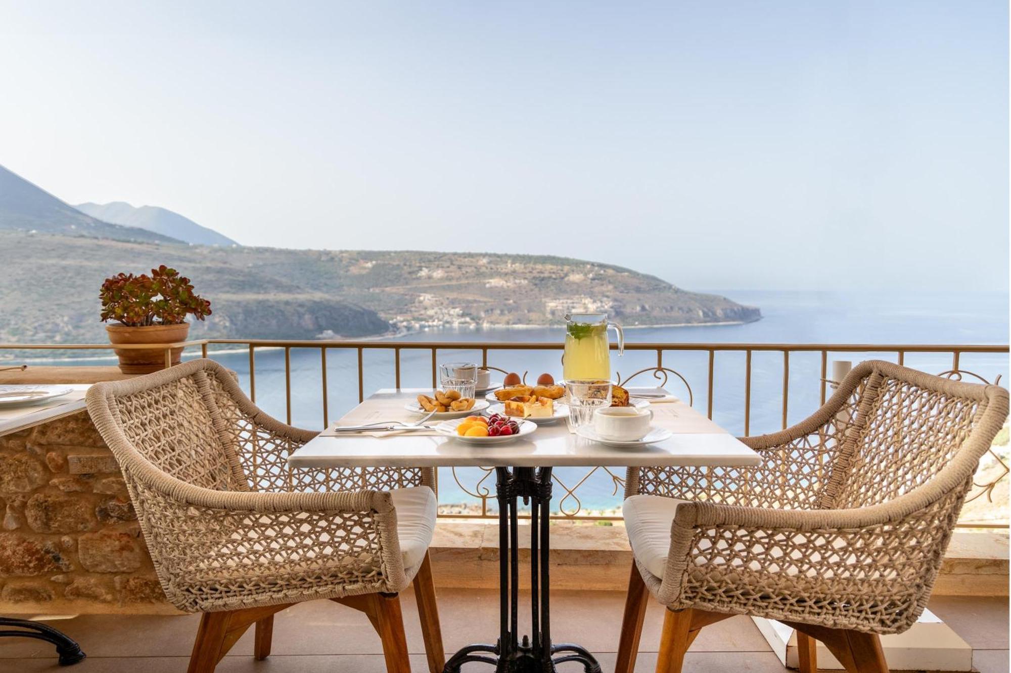 Akrolithi Guesthouse Karavostasi  Bagian luar foto
